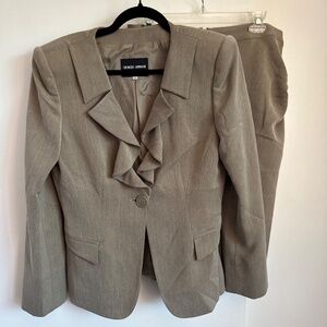 Giorgio Armani Tan Beige Suit Jacket Size 46 With Shoulder Pads